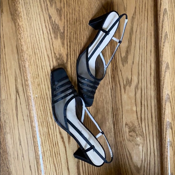 Dress Shoe - Picture 4 of 7